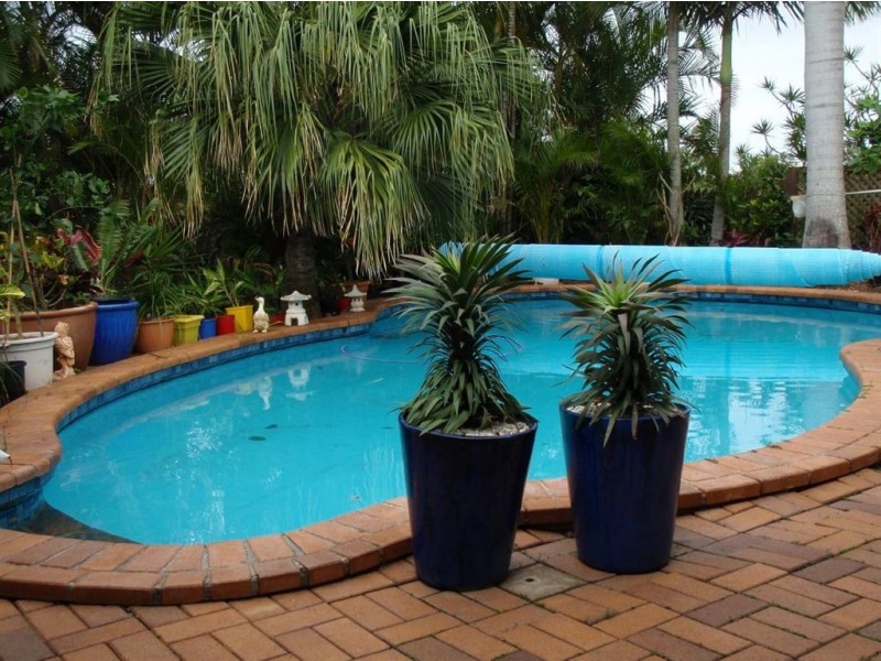 16 Kerria Court, Ashmore QLD 4214