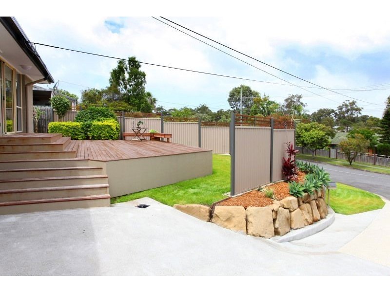 16 Bloodwood Crescent, Molendinar QLD 4214