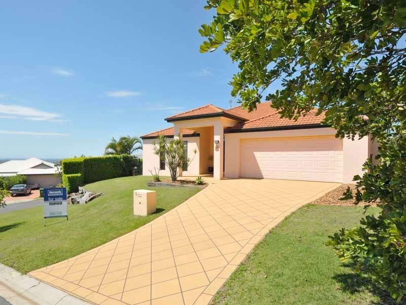 3 Ramada Place, Highland Park QLD 4211