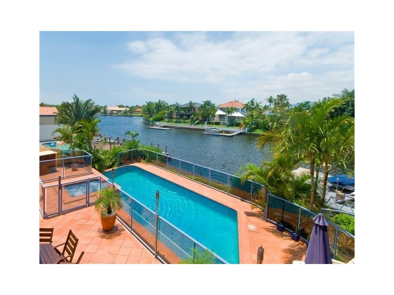 3 Montego Court, Mermaid Waters QLD 4218
