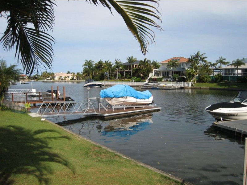 3 Montego Court, Mermaid Waters QLD 4218