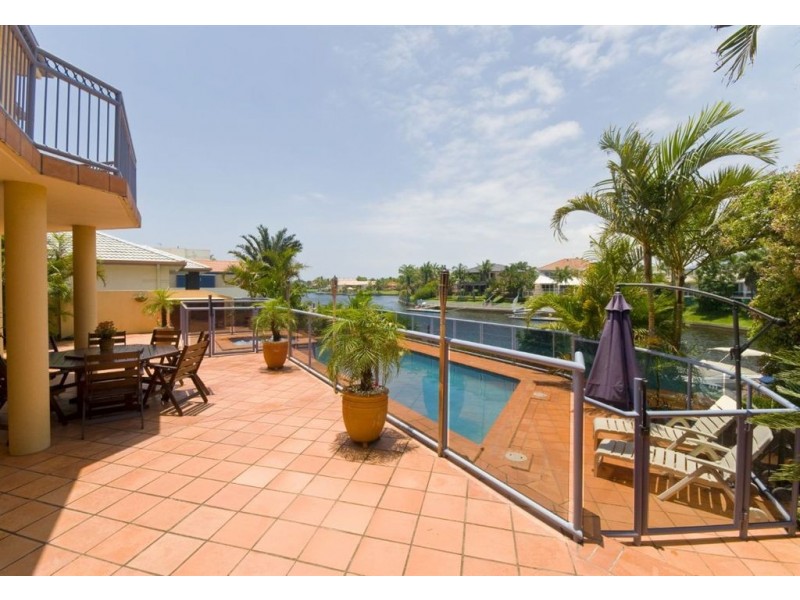 3 Montego Court, Mermaid Waters QLD 4218