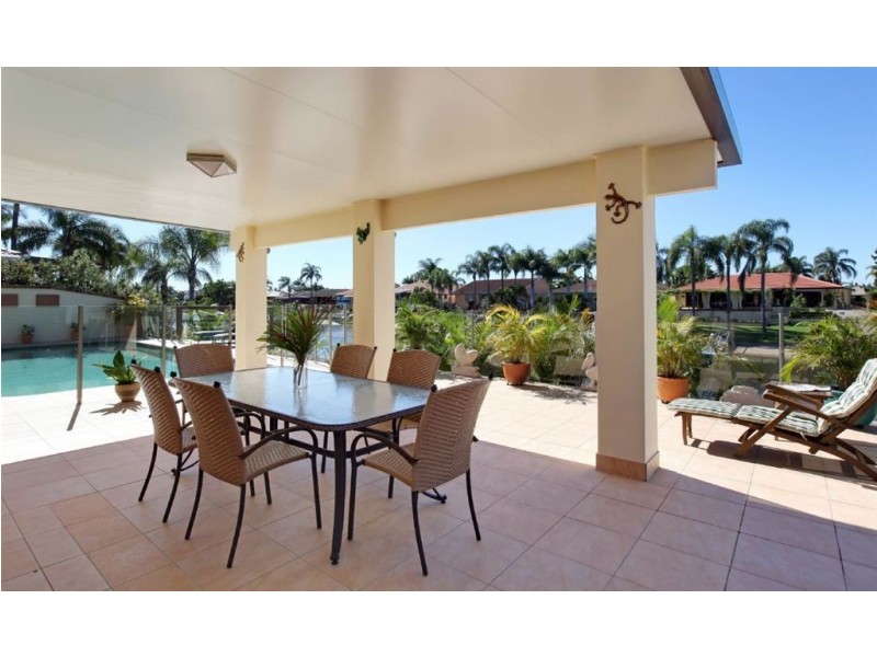 9 Argyle Crescent, Sorrento QLD 4217