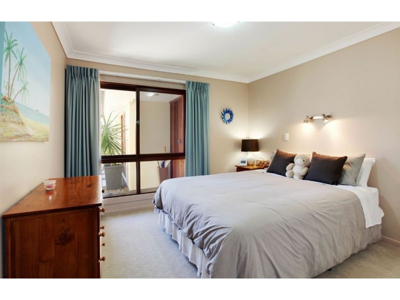 9 Argyle Crescent, Sorrento QLD 4217