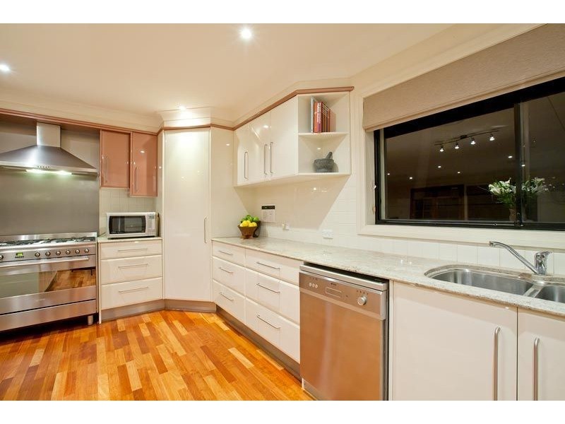 22 Forster Avenue, Sorrento QLD 4217