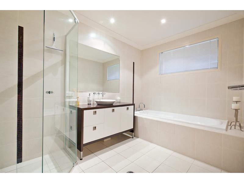 22 Forster Avenue, Sorrento QLD 4217