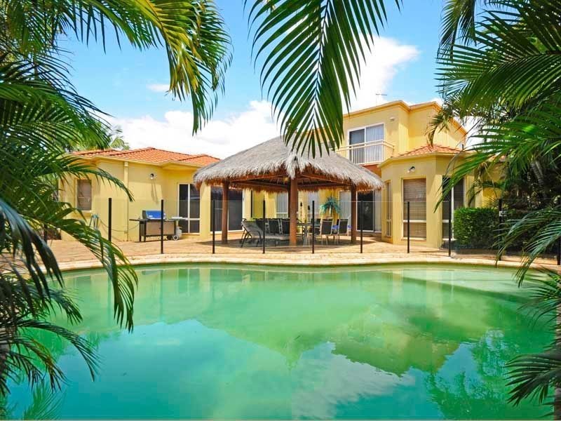 16 Sir Bruce Small Boulevard, Benowa Waters QLD 4217