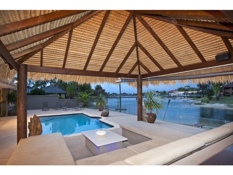 76 Hooker Boulevard, Mermaid Waters QLD 4218