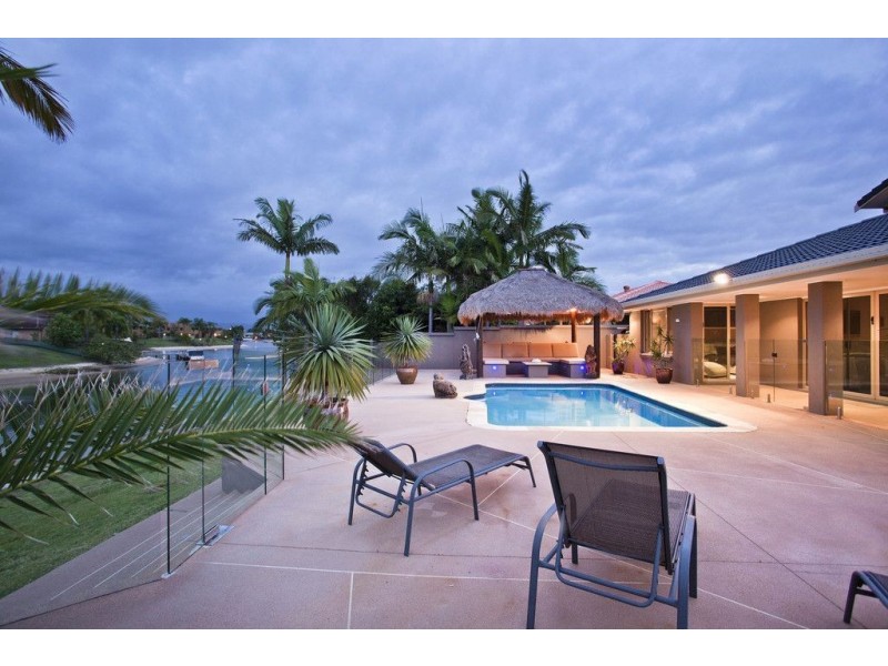 76 Hooker Boulevard, Mermaid Waters QLD 4218