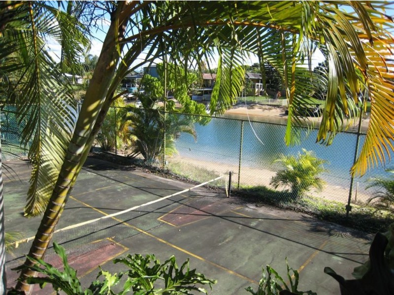 41 Park Avenue, Broadbeach Waters QLD 4218