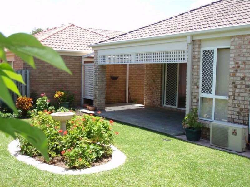 1 Hillsborough Close, Robina QLD 4226