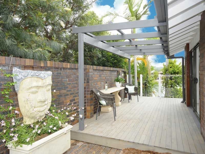 6 Penguin Parade, Burleigh Waters QLD 4220