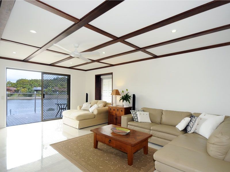 6 Penguin Parade, Burleigh Waters QLD 4220