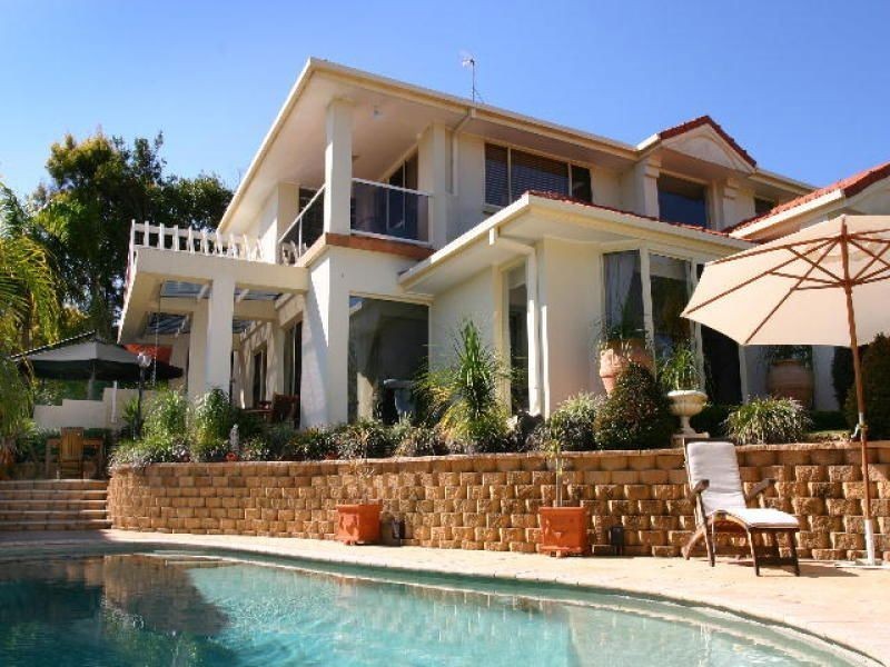 34 Meadowview Drive, Carrara QLD 4211