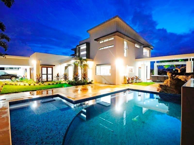 47 Allambi Avenue, Broadbeach Waters QLD 4218