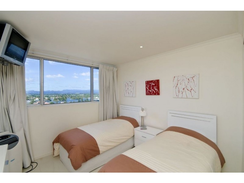 152/30 Watson Esplanade, Surfers Paradise QLD 4217