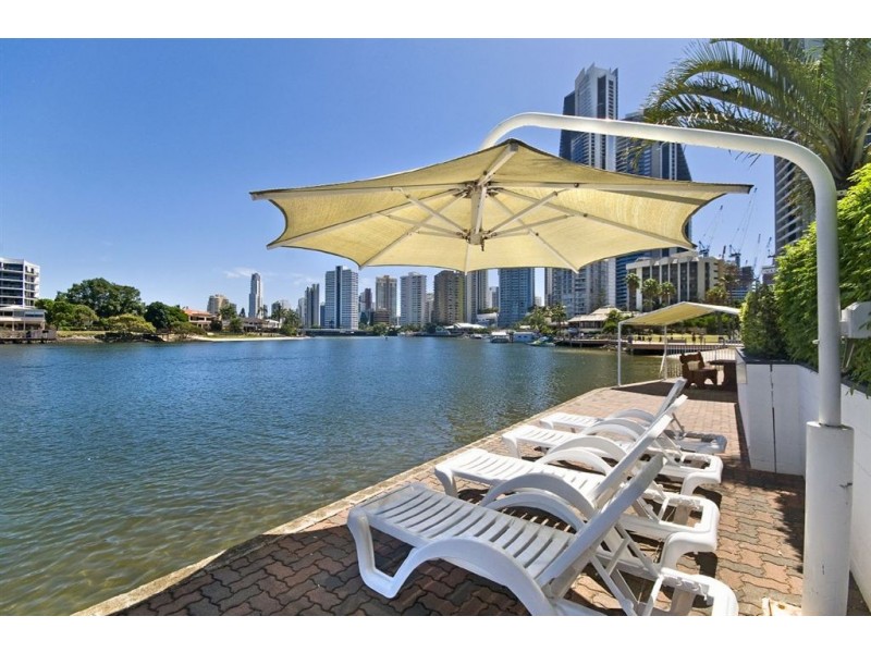 152/30 Watson Esplanade, Surfers Paradise QLD 4217