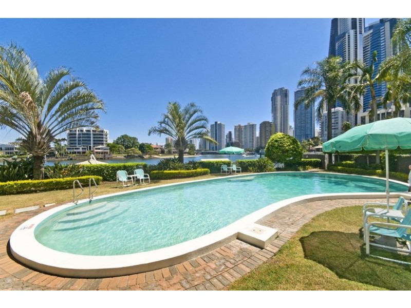 152/30 Watson Esplanade, Surfers Paradise QLD 4217