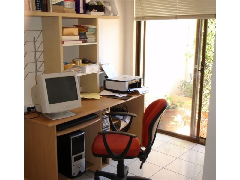 11 Naranja Crescent, Benowa Waters QLD 4217