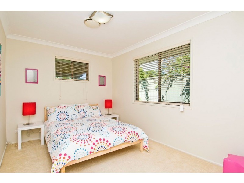 59 Pinkwood Drive, Ashmore QLD 4214