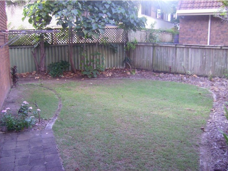 25/17 Duet Drive, Mermaid Waters QLD 4218