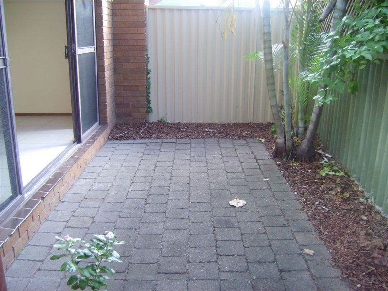 25/17 Duet Drive, Mermaid Waters QLD 4218