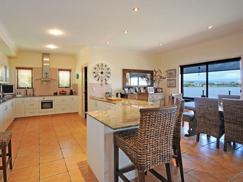 115 Edinburgh Road, Benowa QLD 4217