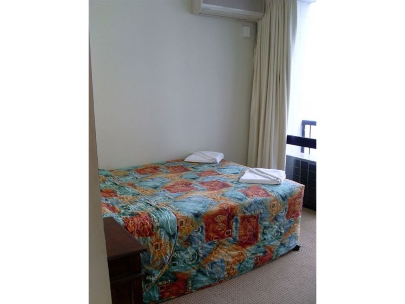 51/2877 Gold Coast Highway, Surfers Paradise QLD 4217