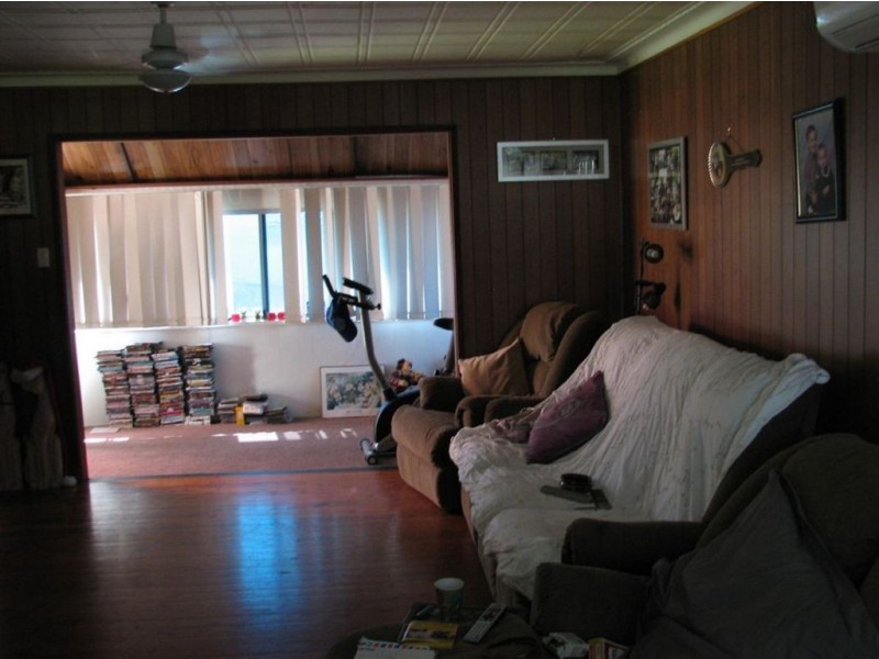 40 Eileen Avenue, Southport QLD 4215