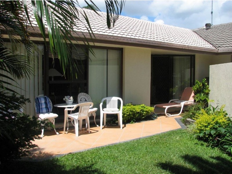 2/22 Vespa Crescent, Surfers Paradise QLD 4217