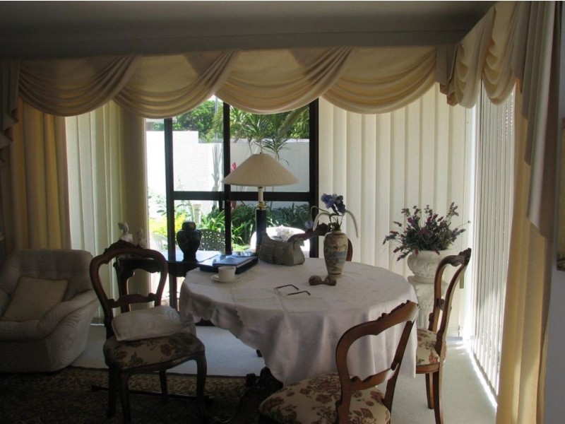 2/22 Vespa Crescent, Surfers Paradise QLD 4217