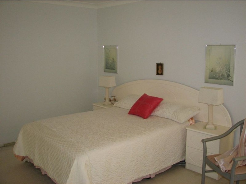 2/22 Vespa Crescent, Surfers Paradise QLD 4217