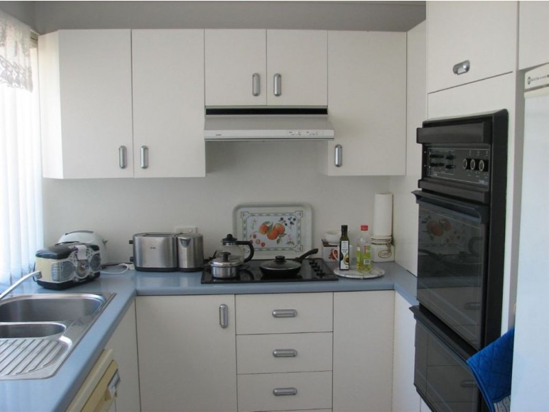 2/22 Vespa Crescent, Surfers Paradise QLD 4217