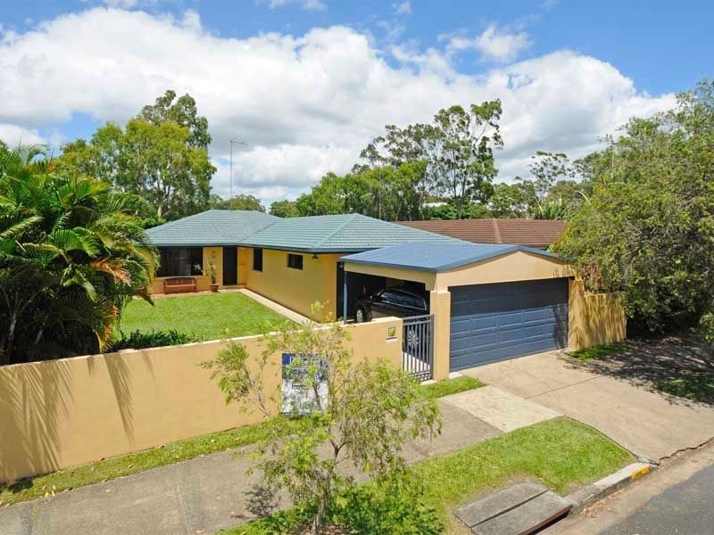 12 Parasol Street, Ashmore QLD 4214