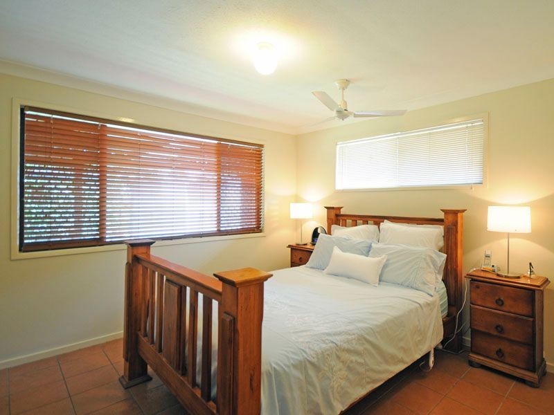 12 Parasol Street, Ashmore QLD 4214