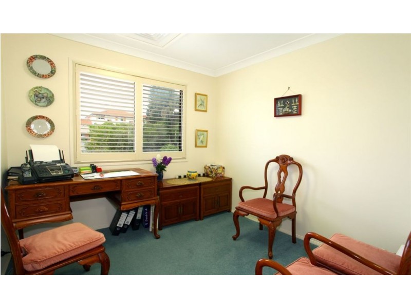 10 Stevens Street, Southport QLD 4215