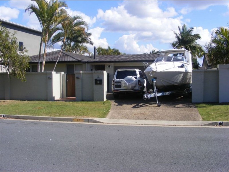 11 Platypus Ave, Sorrento QLD 4217