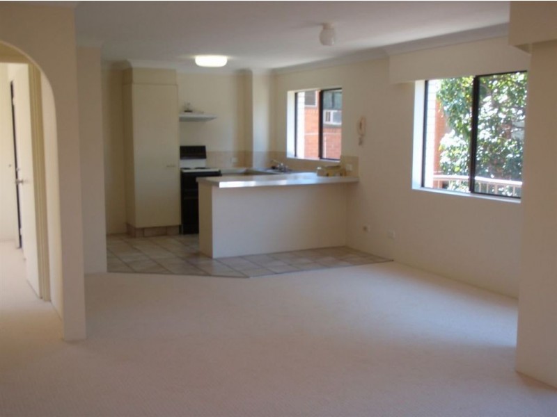 6/26 Lather Street, Southport QLD 4215