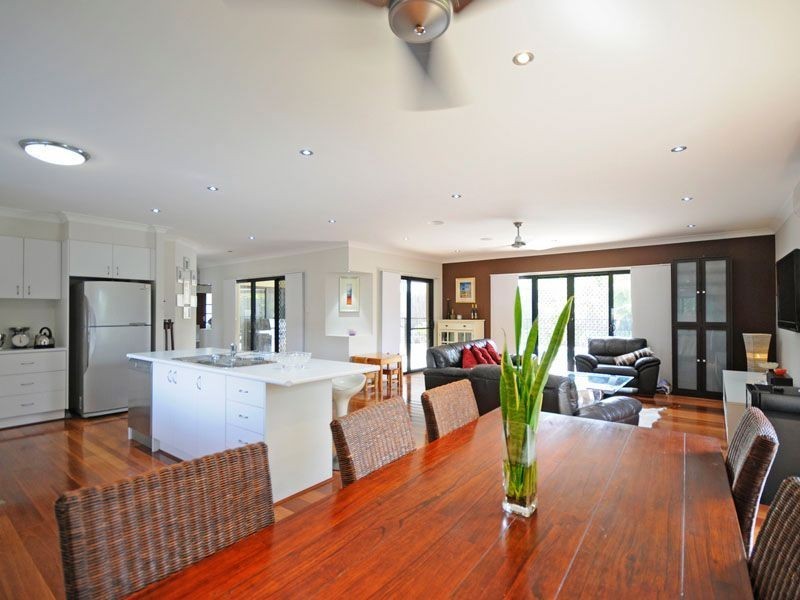 3 Stonewood Court, Molendinar QLD 4214