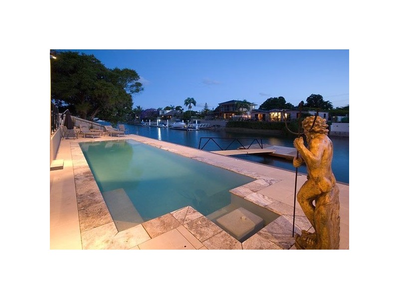 14 Monte Vista Ct, Broadbeach Waters QLD 4218