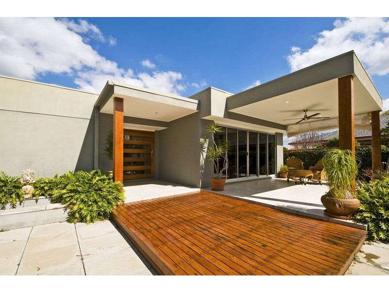 79 River Crescent, Broadbeach Waters QLD 4218