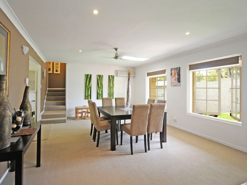 213 Benowa Road, Benowa QLD 4217