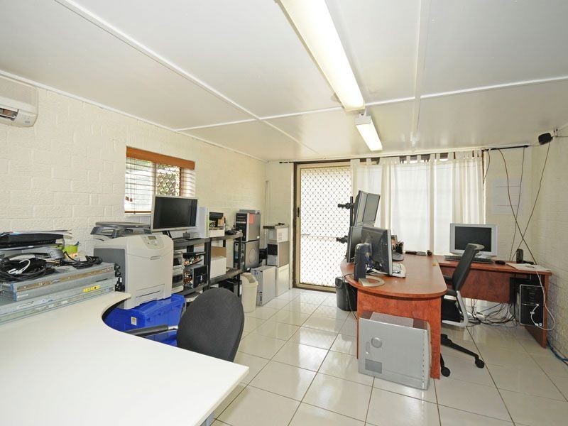 213 Benowa Road, Benowa QLD 4217