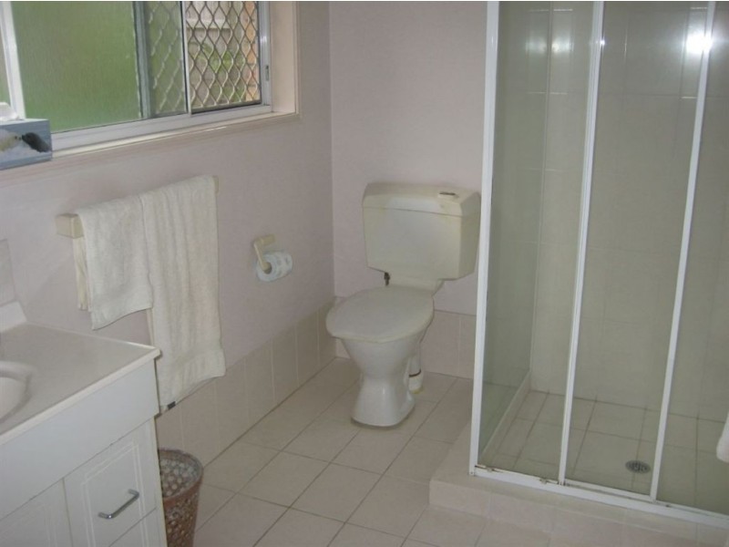 4 Zoeller Drive, Parkwood QLD 4214