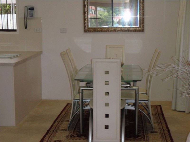 15 Girraween Grove, Ashmore QLD 4214