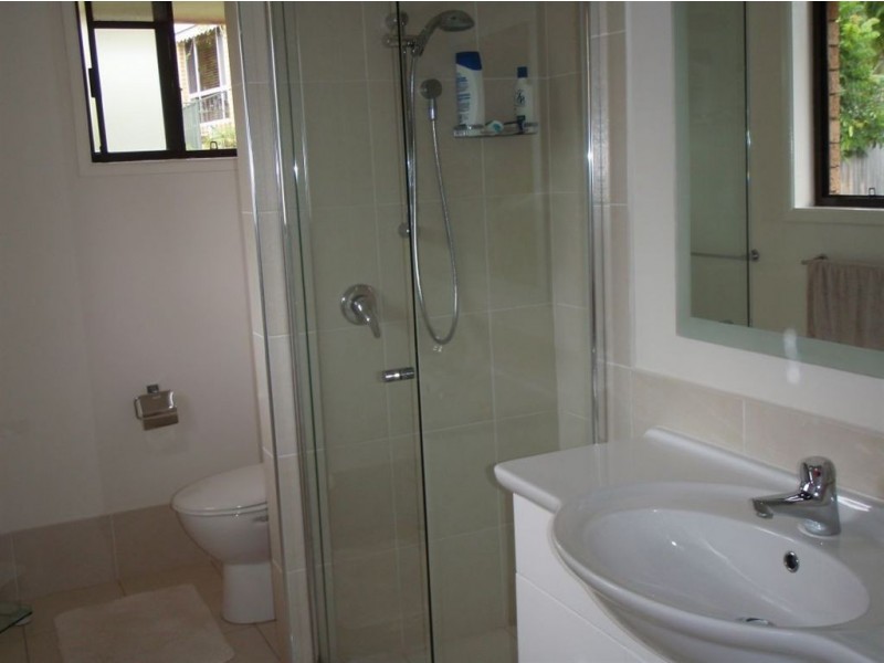 15 Girraween Grove, Ashmore QLD 4214