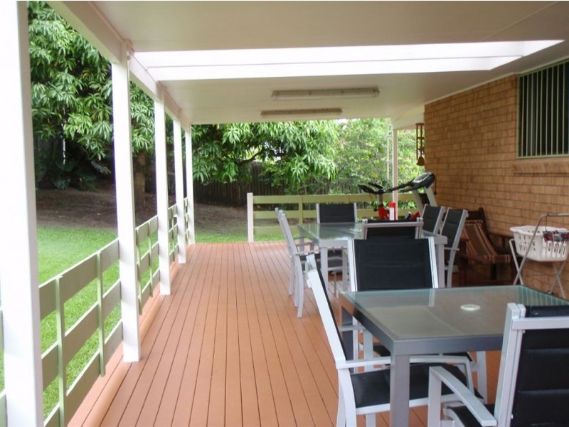 15 Girraween Grove, Ashmore QLD 4214