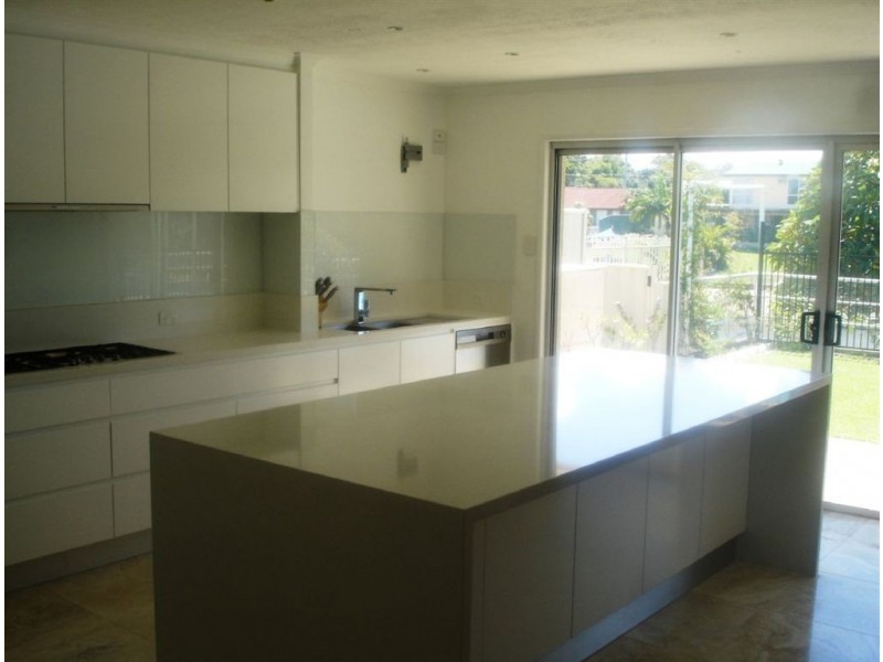 45 Rapallo Avenue, Isle Of Capri QLD 4217