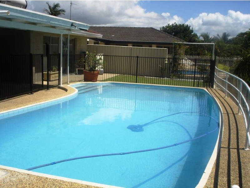 45 Rapallo Avenue, Isle Of Capri QLD 4217
