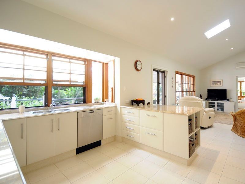 35 Reed Street, Ashmore QLD 4214